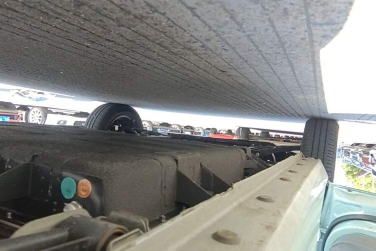 Used Geely Galaxy Panda 2023 Panda Mini 200km Dynamic Bear Left Side Sill