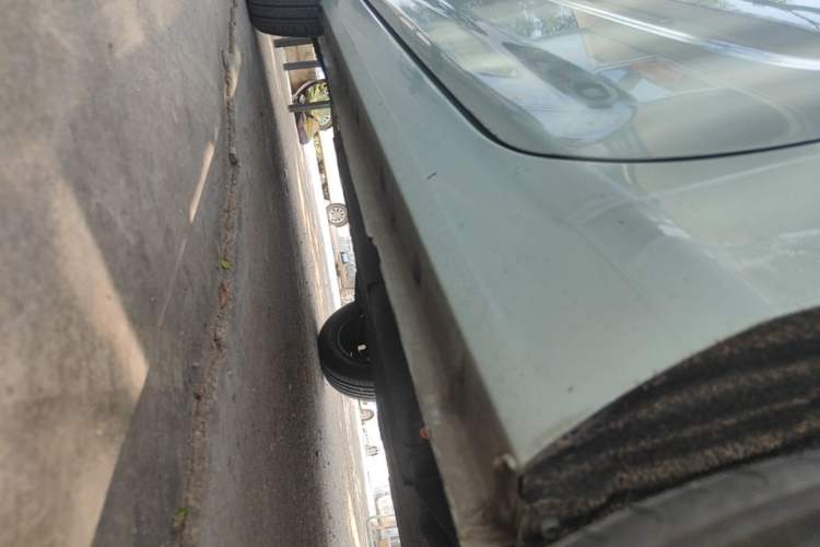 Used Geely Galaxy Panda 2023 Panda Mini 200km Dynamic Bear Left Side Sill