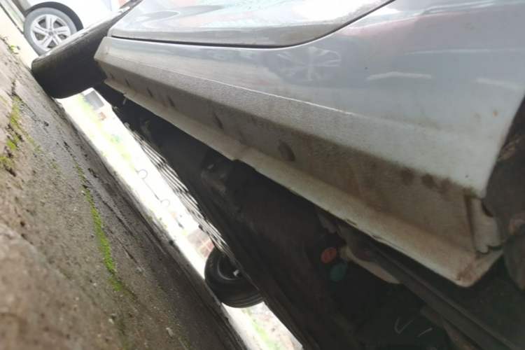 Used Geely Galaxy Panda 2023 Panda Mini 200km Endurance Bear Left Side Sill