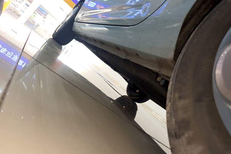 Used Geely Galaxy Panda 2023 Panda Mini 200km Endurance Bear Left Side Sill