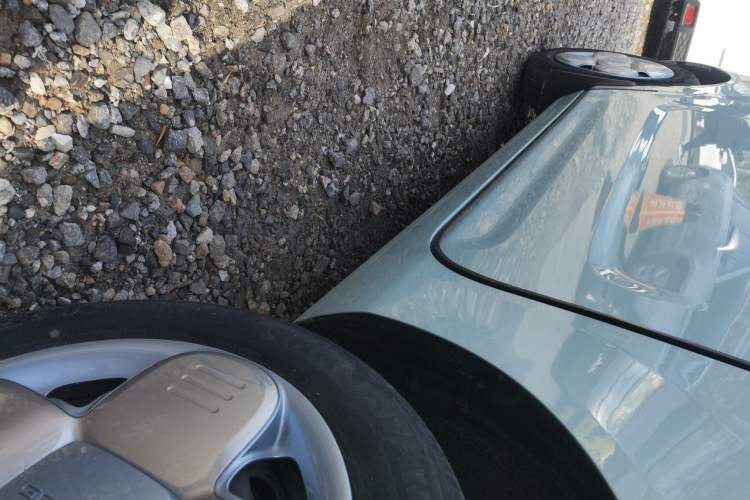 Used Geely Galaxy Panda 2023 Panda Mini 200km Endurance Bear Left Side Sill