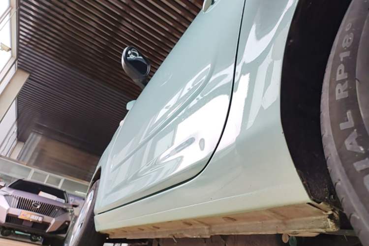 Used Geely Galaxy Panda 2023 Panda Mini 200km Endurance Bear Left Side Sill