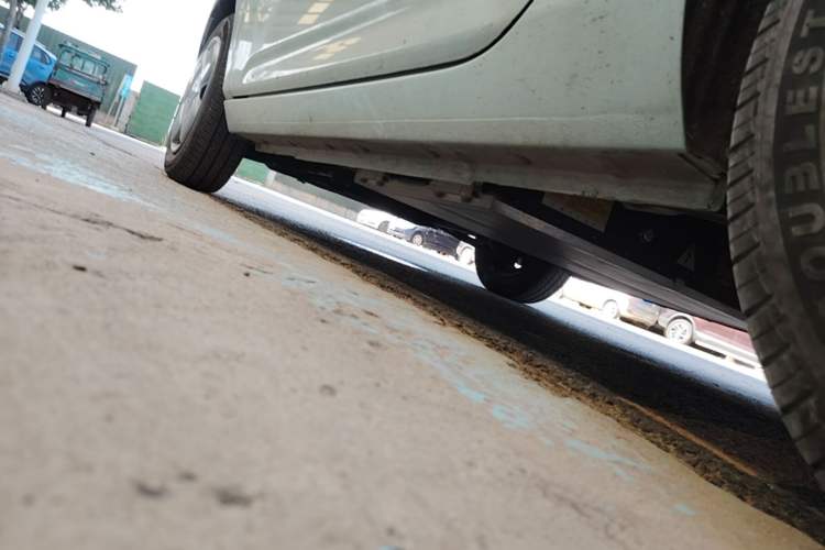 Used Geely Galaxy Panda 2023 Panda Mini 120km Super Cute Bear Left Side Sill