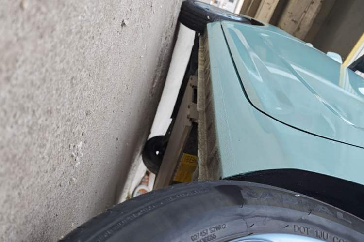 Used Geely Galaxy Panda 2023 Panda Mini 120km Super Cute Bear Left Side Sill