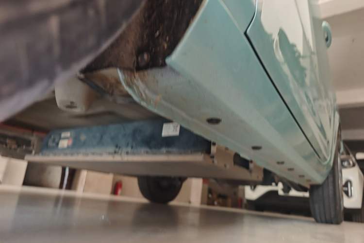 Used Geely Galaxy Panda 2023 Panda Mini 120km Asian Games Edition Left Side Sill