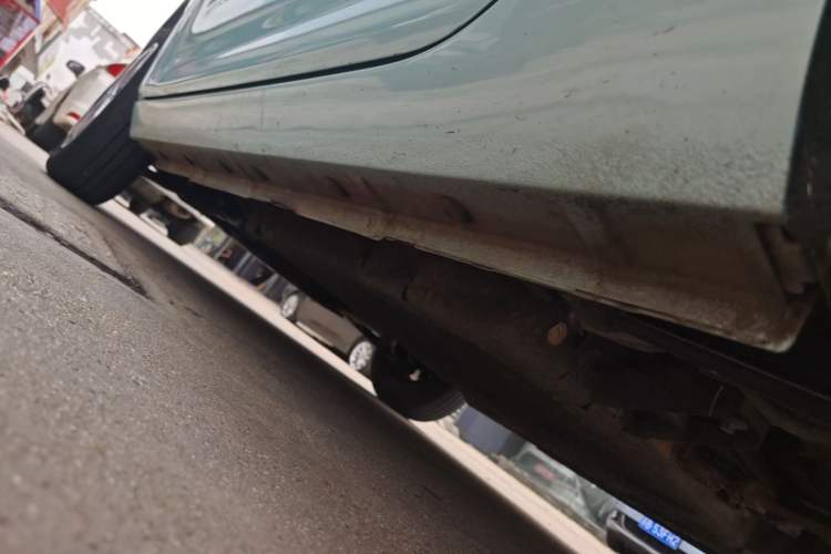 Used Geely Galaxy Panda 2023 Panda Mini 200km Endurance Bear Left Side Sill