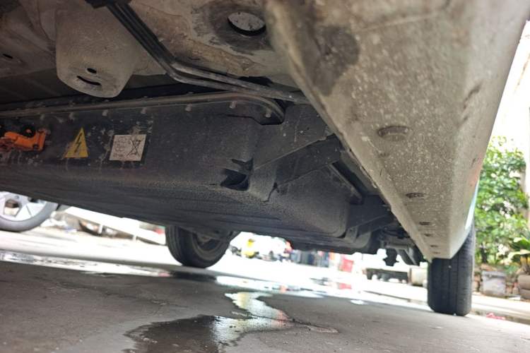 Used Geely Galaxy Panda 2023 Panda Mini 200km Endurance Bear Left Side Sill
