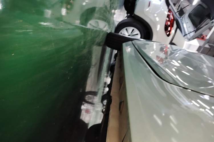 Used Geely Galaxy Panda 2023 Panda Mini 200km Endurance Bear Left Side Sill