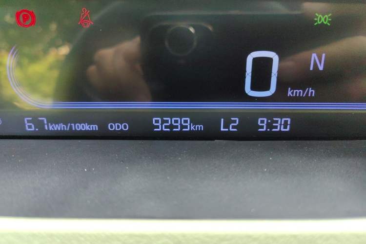Used Geely Galaxy Panda 2023 Panda Mini 200km Endurance Bear Odometer Close Up