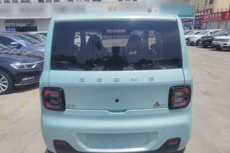Used Geely Galaxy Panda 2023 Panda Mini 200km Endurance Bear Rear