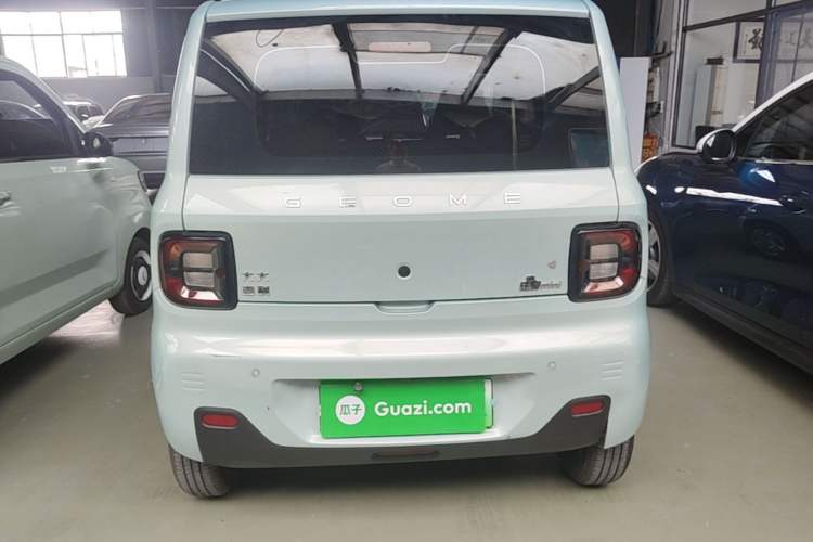 Used Geely Galaxy Panda 2023 Panda Mini 120km Cute Bear Rear