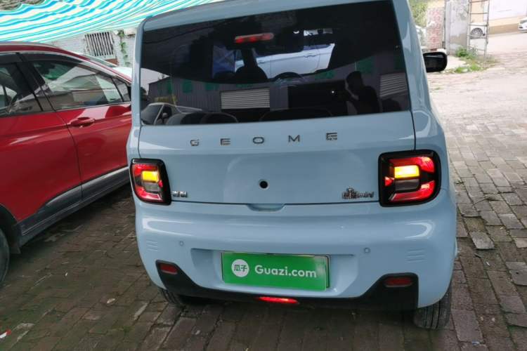 Used Geely Galaxy Panda 2023 Panda Mini 200km Endurance Bear Rear