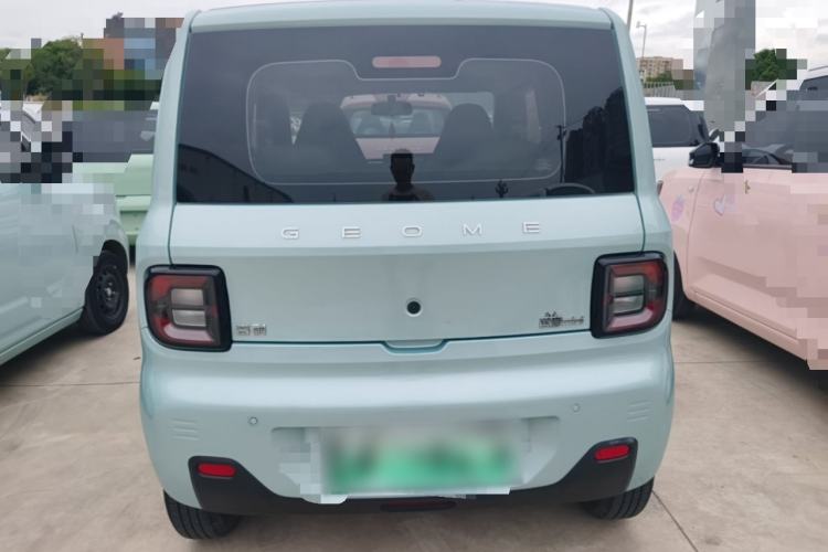 Used Geely Galaxy Panda 2023 Panda Mini 200km Endurance Bear Rear