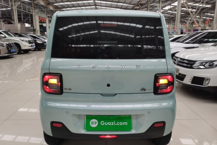Used Geely Galaxy Panda 2023 Panda Mini 200km Dynamic Bear Rear