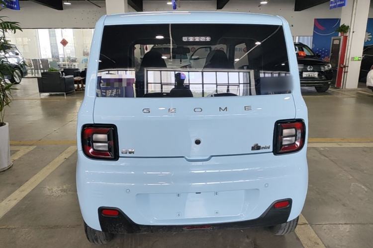Used Geely Galaxy Panda 2023 Panda Mini 200km Endurance Bear Rear