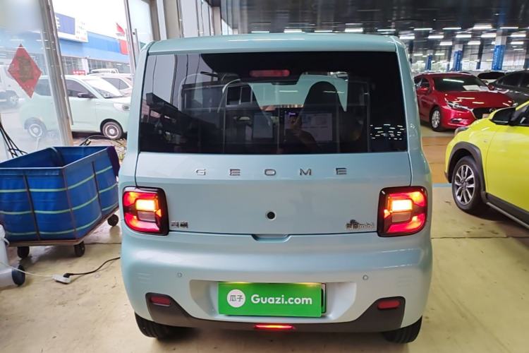 Used Geely Galaxy Panda 2023 Panda Mini 200km Endurance Bear Rear
