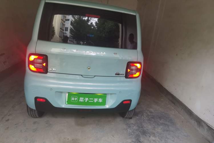 Used Geely Galaxy Panda 2023 Panda Mini 200km Endurance Bear Rear
