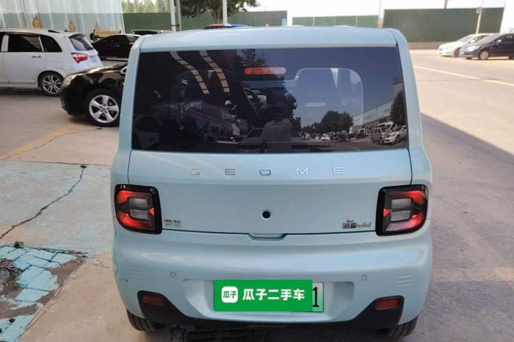 Used Geely Galaxy Panda 2023 Panda Mini 120km Super Cute Bear Rear