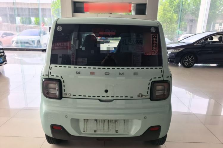 Used Geely Galaxy Panda 2023 Panda Mini 200km Endurance Bear Rear