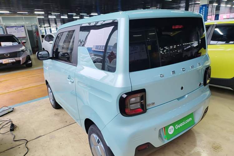 Used Geely Galaxy Panda 2023 Panda Mini 200km Endurance Bear Rear Left 45 Deg