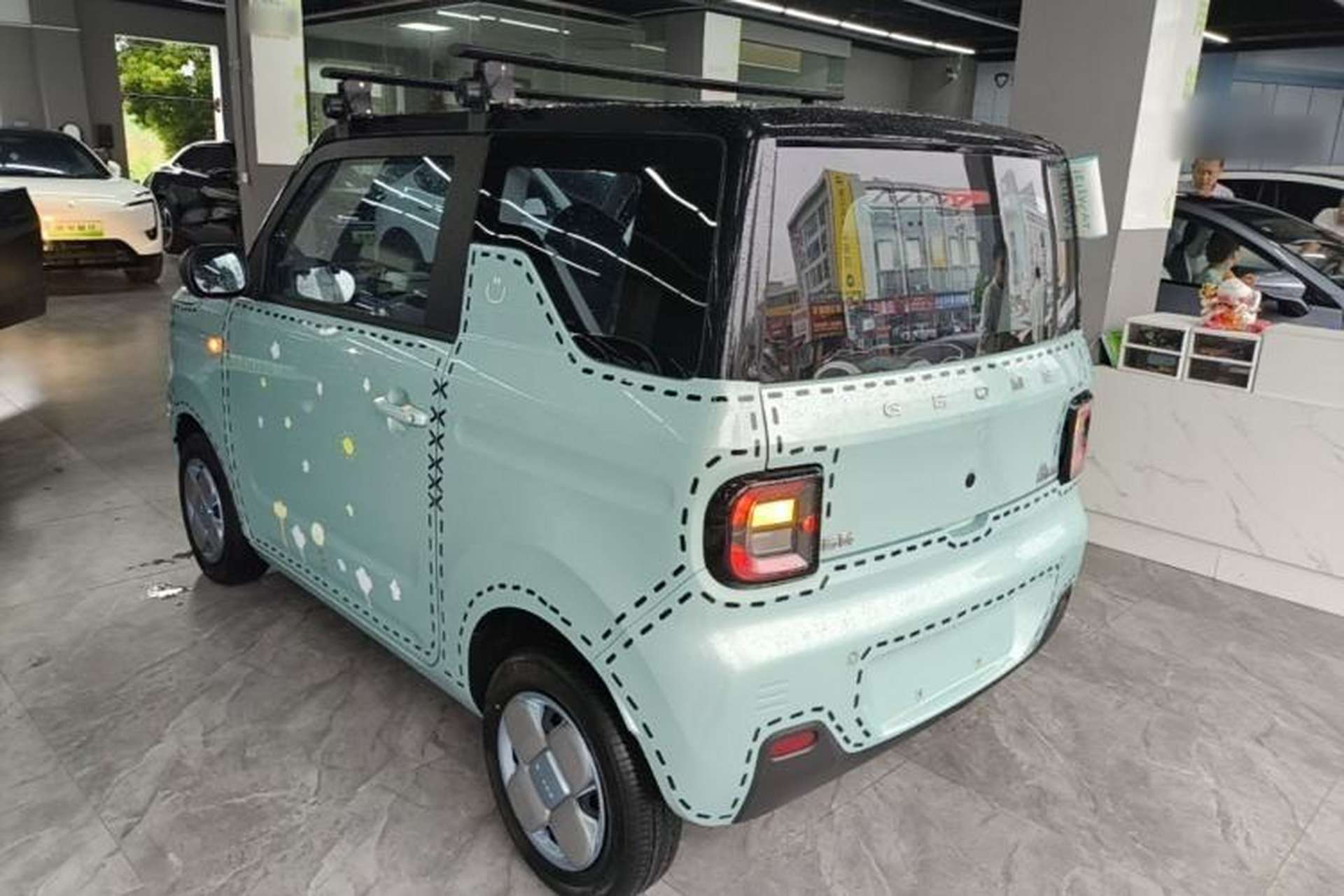 Used Geely Galaxy Panda 2023 Panda Mini 200km Endurance Bear Rear Left 45 Deg