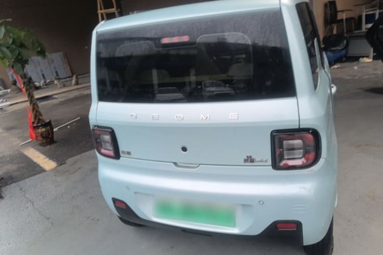 Used Geely Galaxy Panda 2023 Panda Mini 200km Dynamic Bear Rear