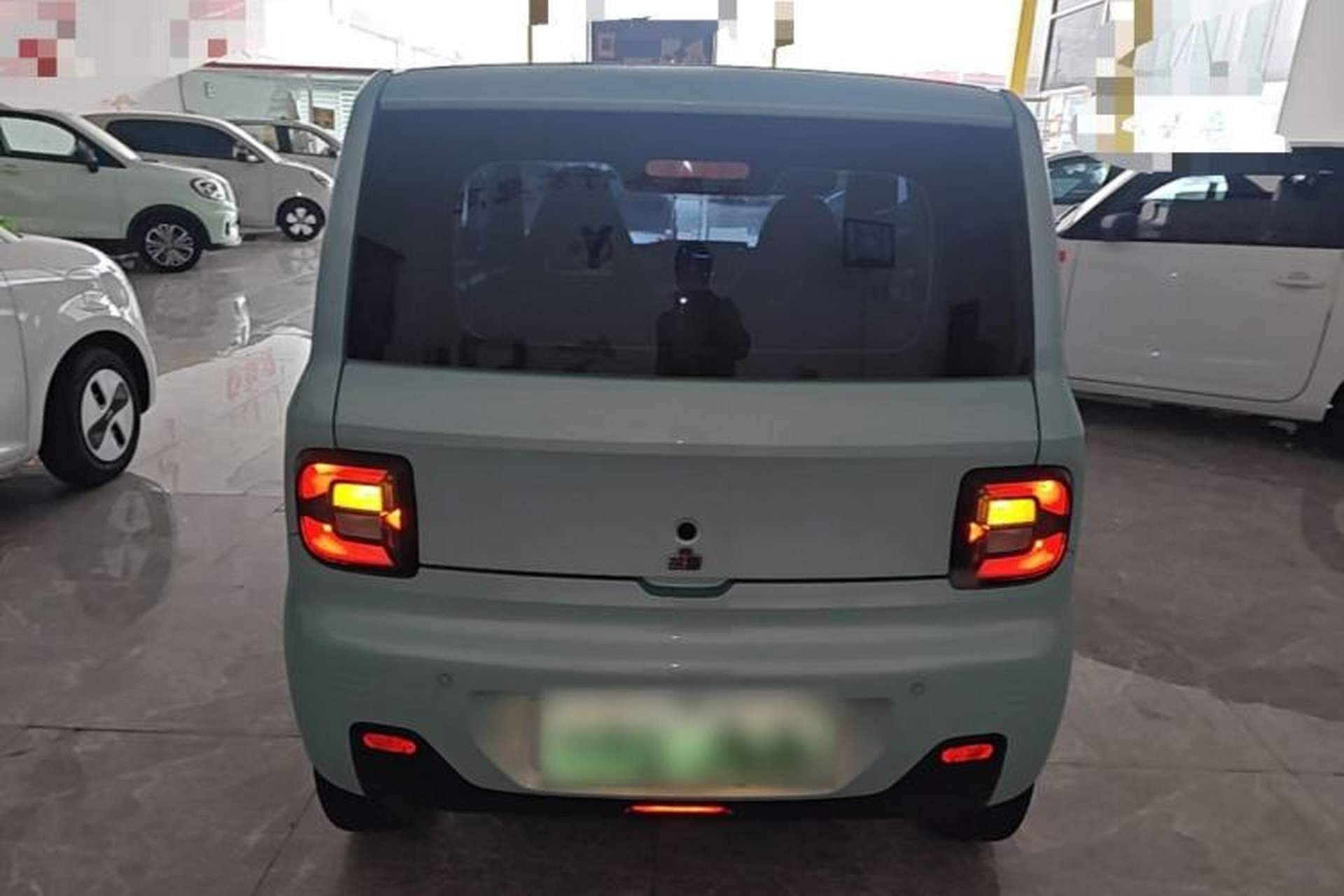 Used Geely Galaxy Panda 2023 Panda Mini 200km Endurance Bear Rear