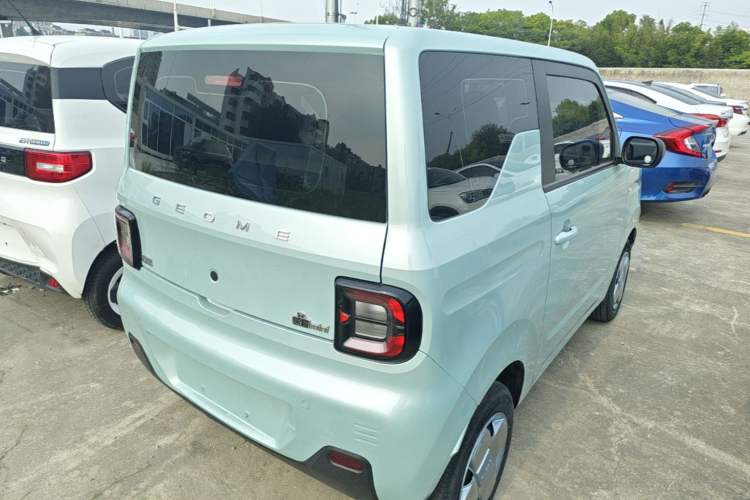 Used Geely Galaxy Panda 2023 Panda Mini 200km Endurance Bear Rear Right 45 Deg