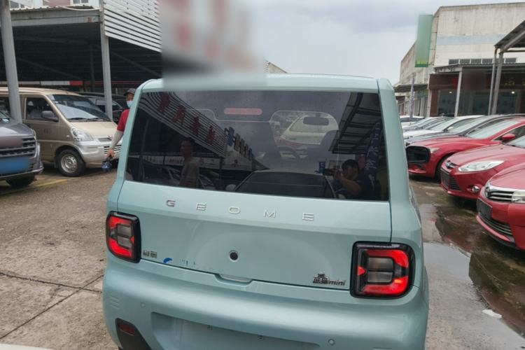 Used Geely Galaxy Panda 2023 Panda Mini 200km Endurance Bear Rear