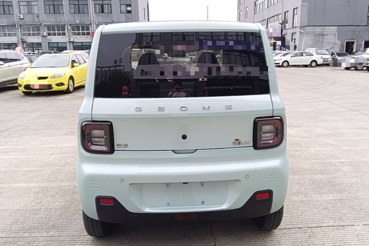 Used Geely Galaxy Panda 2023 Panda Mini 200km Endurance Bear Rear