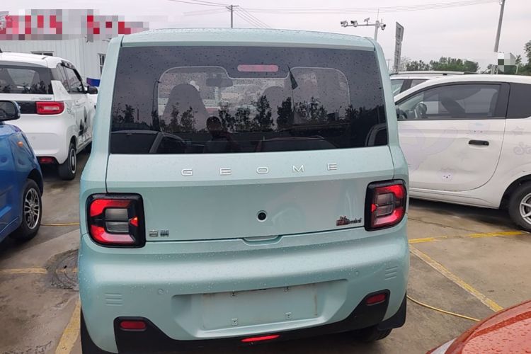 Used Geely Galaxy Panda 2023 Panda Mini 200km Endurance Bear Rear