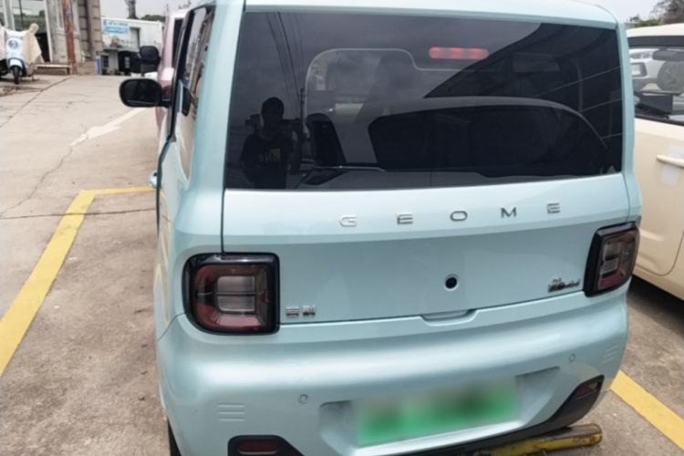Used Geely Galaxy Panda 2023 Panda Mini 200km Endurance Bear Rear