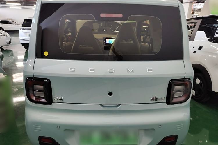 Used Geely Galaxy Panda 2023 Panda Mini 200km Endurance Bear Rear