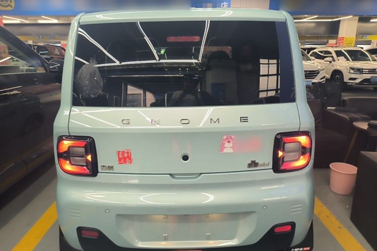 Used Geely Galaxy Panda 2023 Panda Mini 200km Dynamic Bear Rear