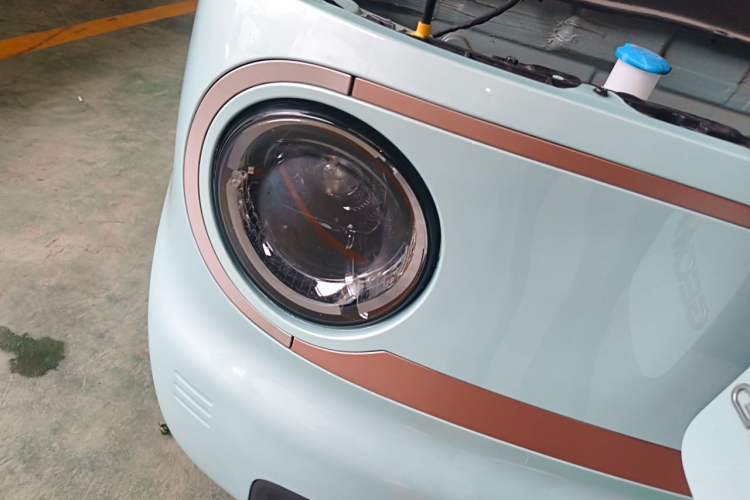 Used Geely Galaxy Panda 2023 Panda Mini 200km Endurance Bear Right Front Headlight
