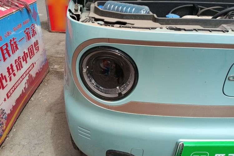 Used Geely Galaxy Panda 2023 Panda Mini 200km Endurance Bear Right Front Headlight