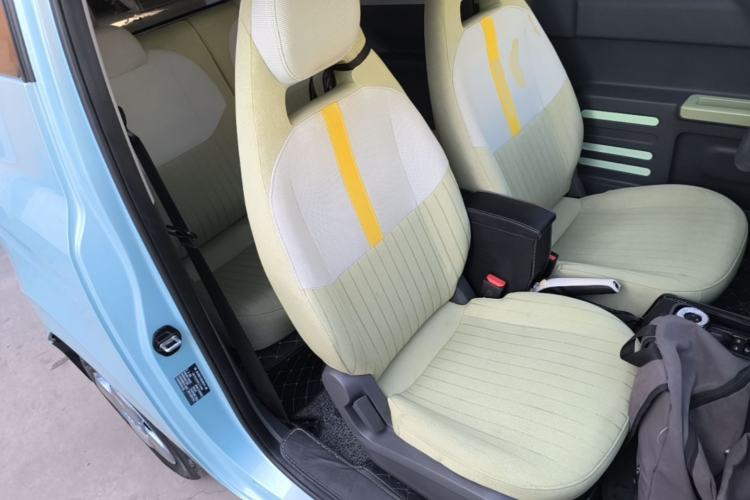 Used Geely Galaxy Panda 2023 Panda Mini 200km Endurance Bear Right Front Seat