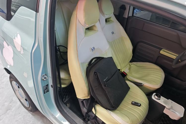 Used Geely Galaxy Panda 2023 Panda Mini 120km Cute Bear Right Front Seat