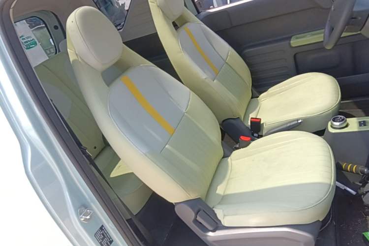 Used Geely Galaxy Panda 2023 Panda Mini 200km Dynamic Bear Right Front Seat
