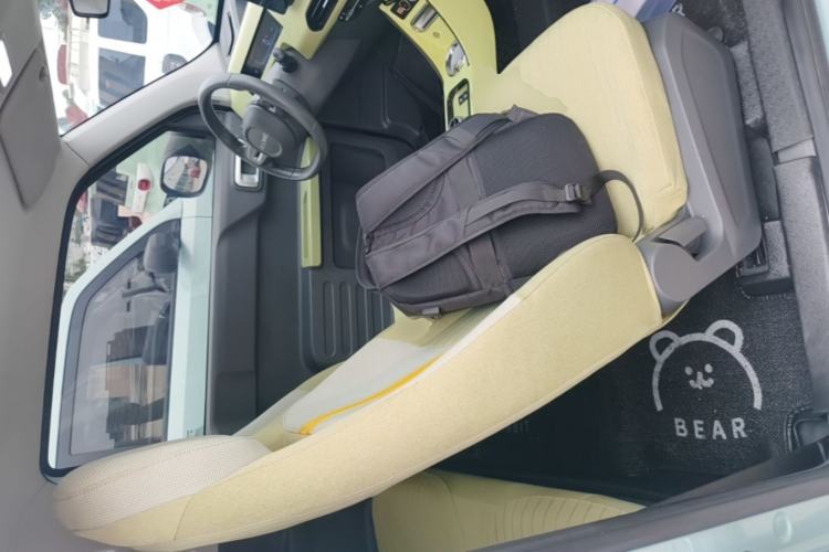 Used Geely Galaxy Panda 2023 Panda Mini 200km Endurance Bear Right Front Seat