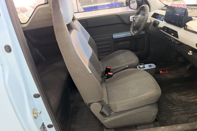 Used Geely Galaxy Panda 2023 Panda Mini 200km Endurance Bear Right Front Seat