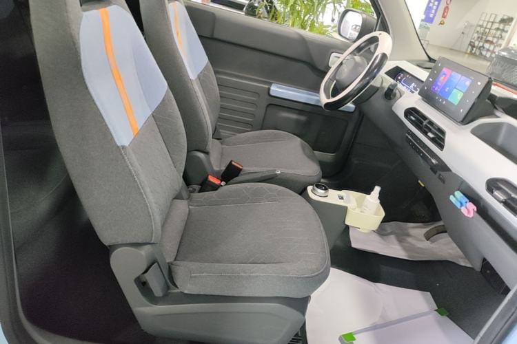 Used Geely Galaxy Panda 2023 Panda Mini 200km Endurance Bear Right Front Seat
