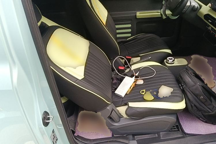 Used Geely Galaxy Panda 2023 Panda Mini 200km Endurance Bear Right Front Seat