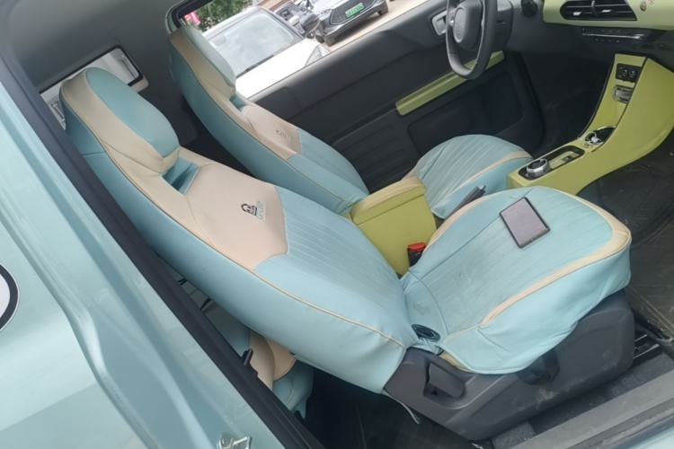 Used Geely Galaxy Panda 2023 Panda Mini 200km Endurance Bear Right Front Seat