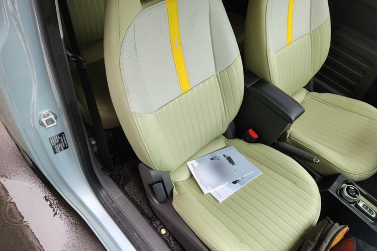 Used Geely Galaxy Panda 2023 Panda Mini 200km Endurance Bear Right Front Seat