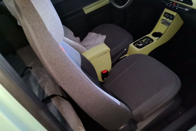 Used Geely Galaxy Panda 2023 Panda Mini 200km Endurance Bear Right Front Seat