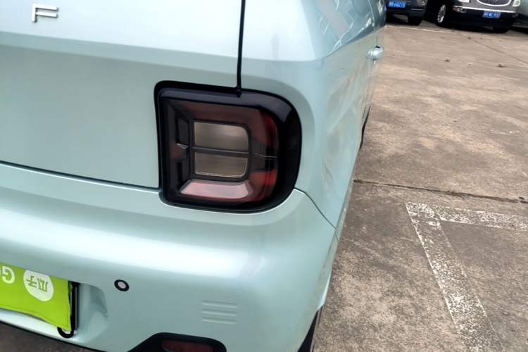 Used Geely Galaxy Panda 2023 Panda Mini 200km Dynamic Bear Right Rear Taillight