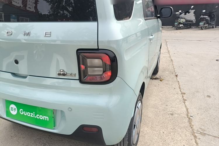 Used Geely Galaxy Panda 2023 Panda Mini 200km Endurance Bear Right Rear Taillight