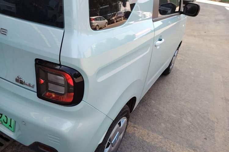 Used Geely Galaxy Panda 2023 Panda Mini 120km Super Cute Bear Right Rear Taillight