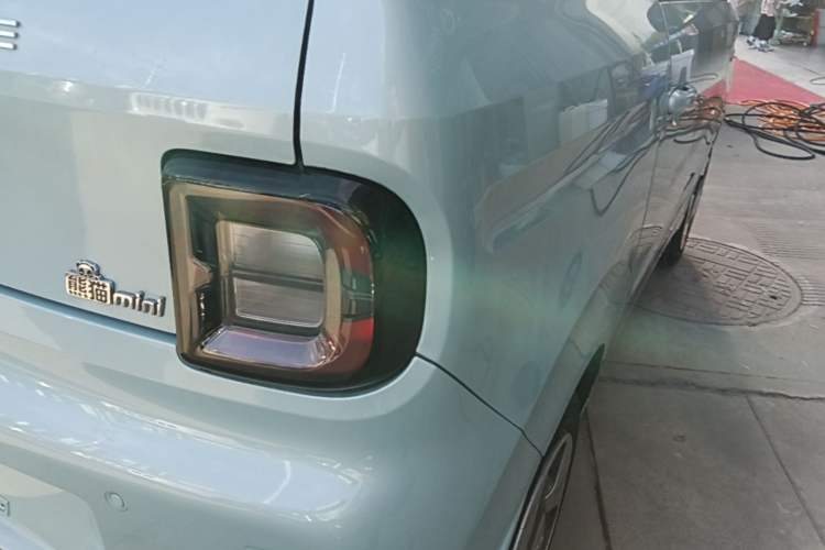 Used Geely Galaxy Panda 2023 Panda Mini 200km Dynamic Bear Right Rear Taillight